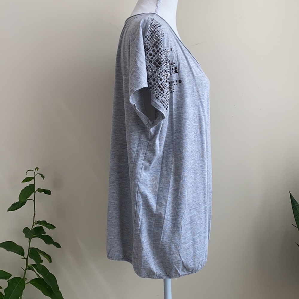 Avenue women’s top grey short sleeve Size 18/20 - Picture 4 of 7